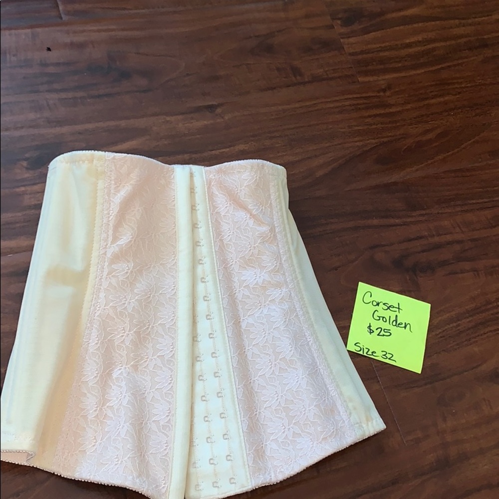 Ardyss Golden corset size 32